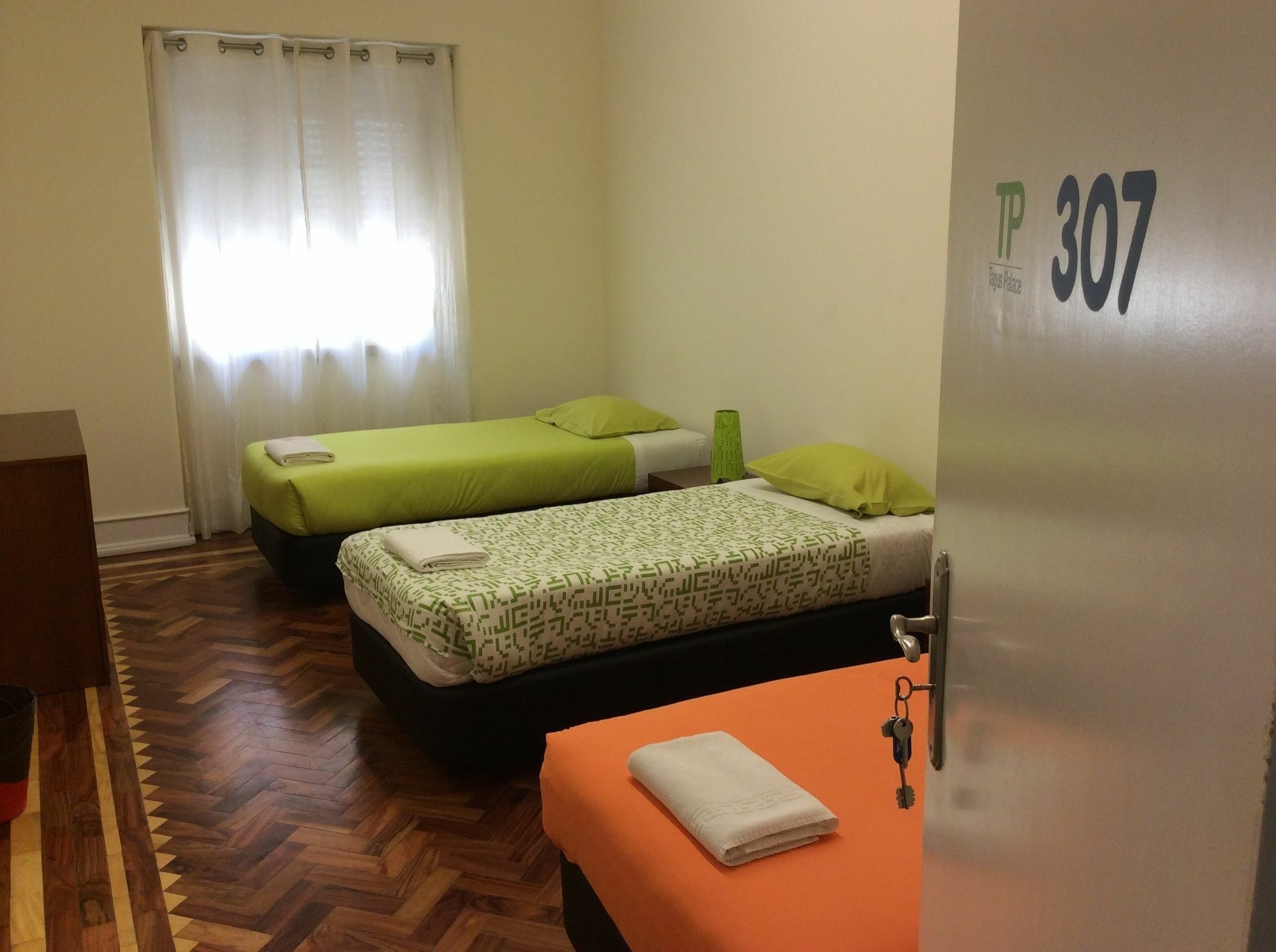 Tagus Palace Guesthouse ลิสบอน ภายนอก รูปภาพ